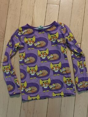 Kids Purple Long Sleeve Tee with Yellow Cat Print - 8 Years